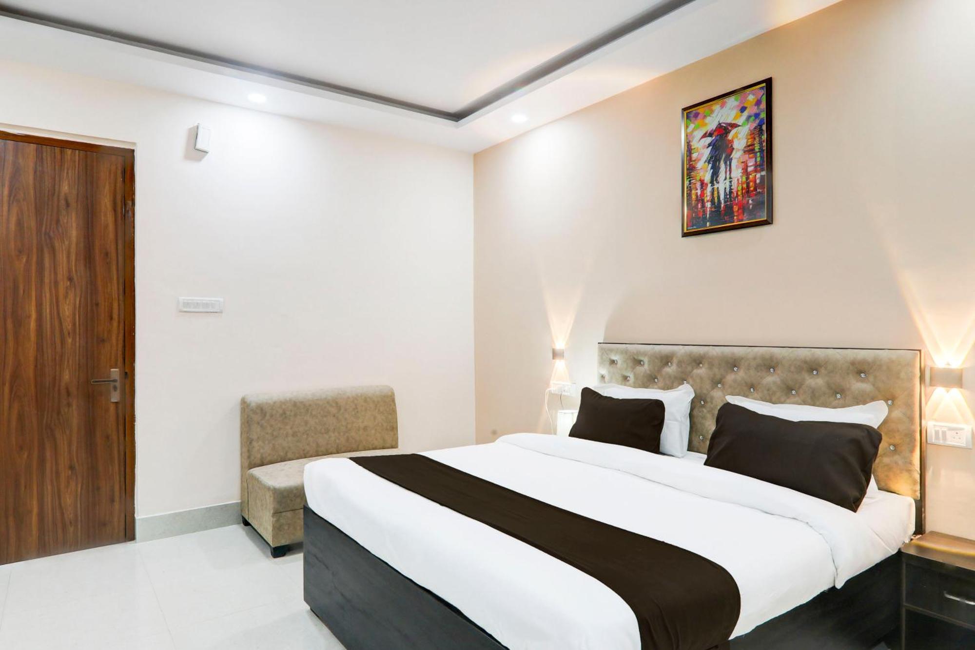 Super Townhouse Gls International Hotel Lucknow Luaran gambar