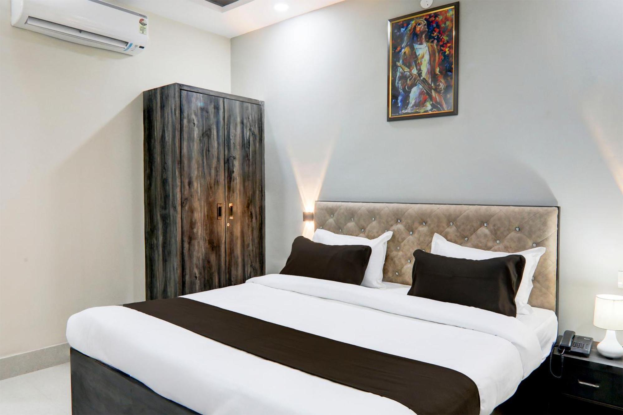 Super Townhouse Gls International Hotel Lucknow Luaran gambar
